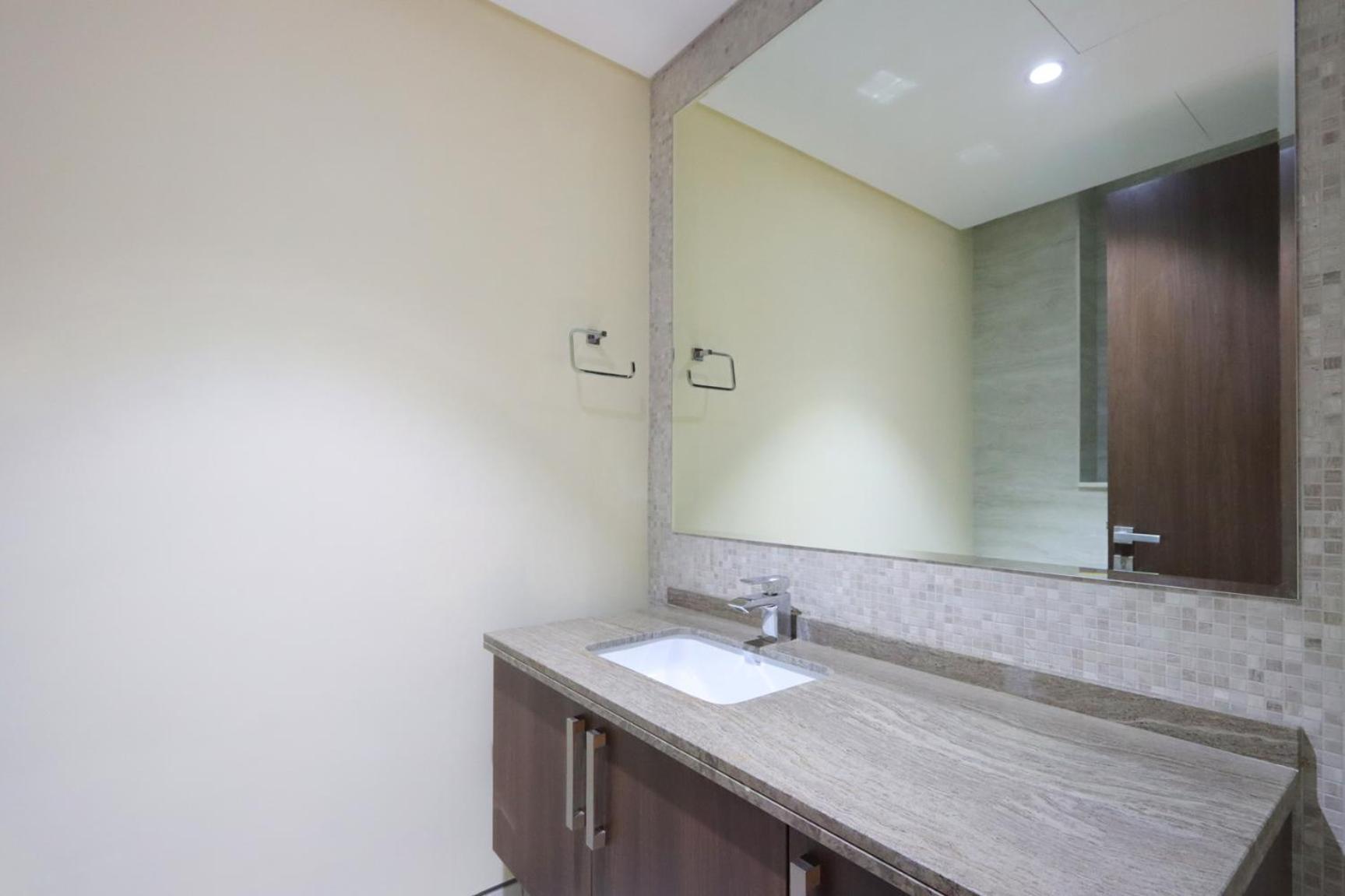 Livbnb Suites - Lavish 1 Bedroom In J One Tower ดูไบ ภายนอก รูปภาพ